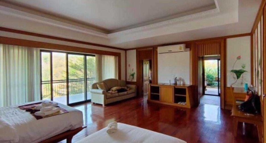 For rent 6 Beds villa in Hang Dong, Chiang Mai