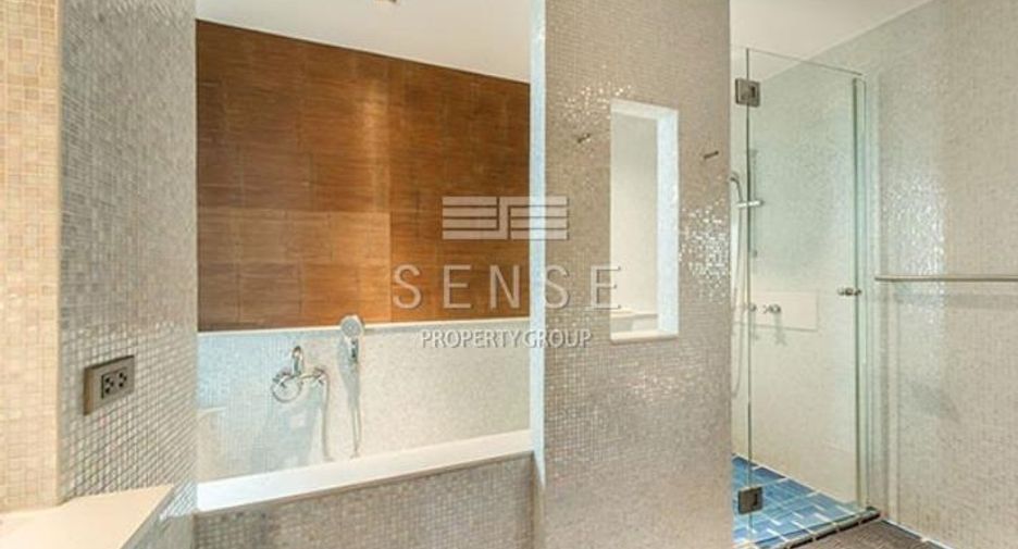 For sale 4 bedrooms condo in Yan Nawa, Bangkok