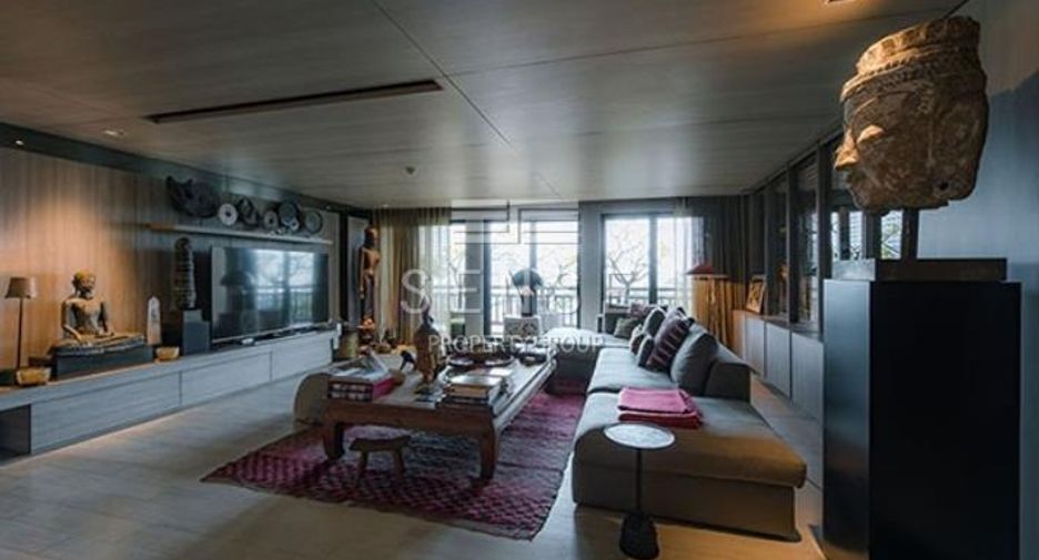 For sale 4 bedrooms condo in Yan Nawa, Bangkok