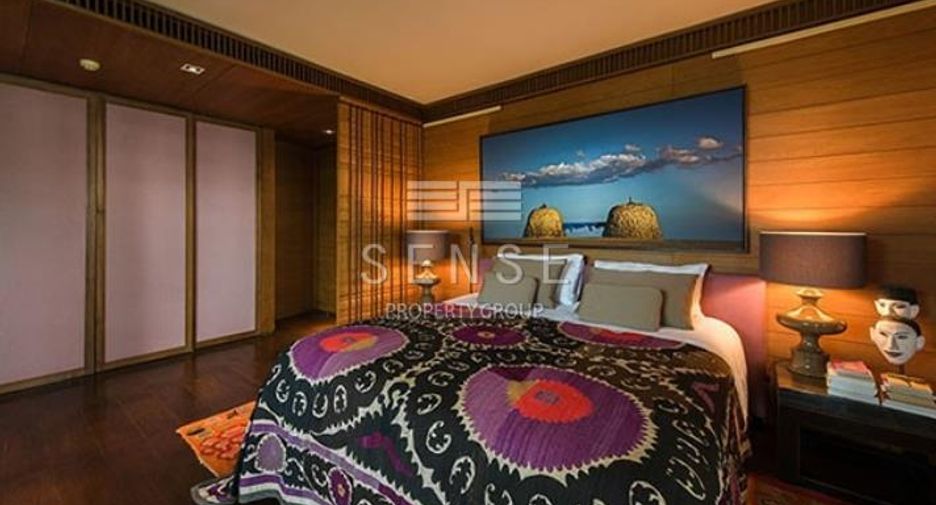For sale 4 bedrooms condo in Yan Nawa, Bangkok