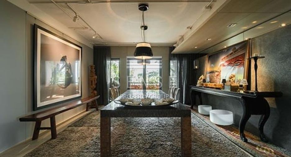 For sale 4 bedrooms condo in Yan Nawa, Bangkok