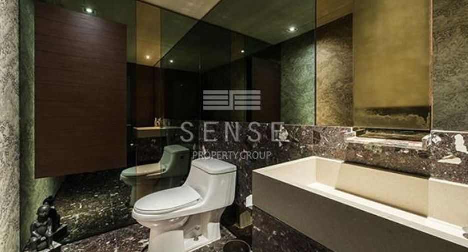 For sale 4 bedrooms condo in Yan Nawa, Bangkok