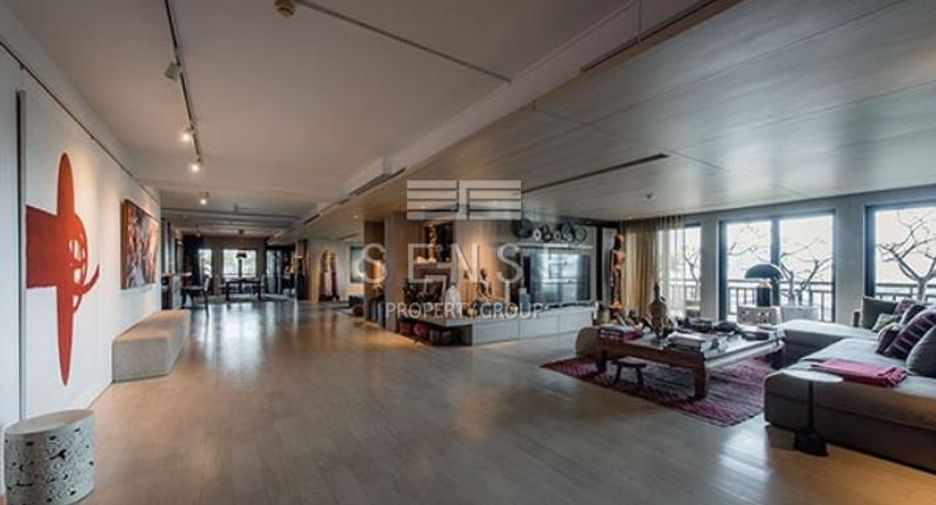 For sale 4 bedrooms condo in Yan Nawa, Bangkok