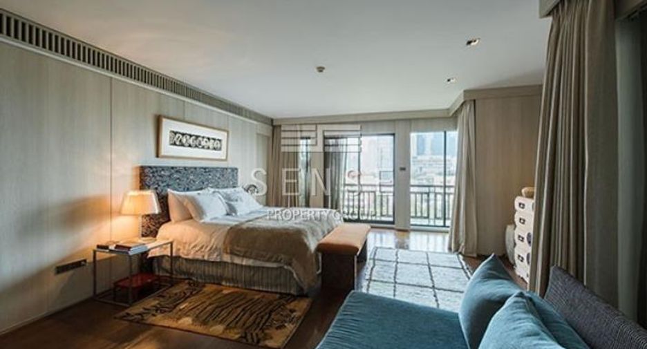 For sale 4 bedrooms condo in Yan Nawa, Bangkok