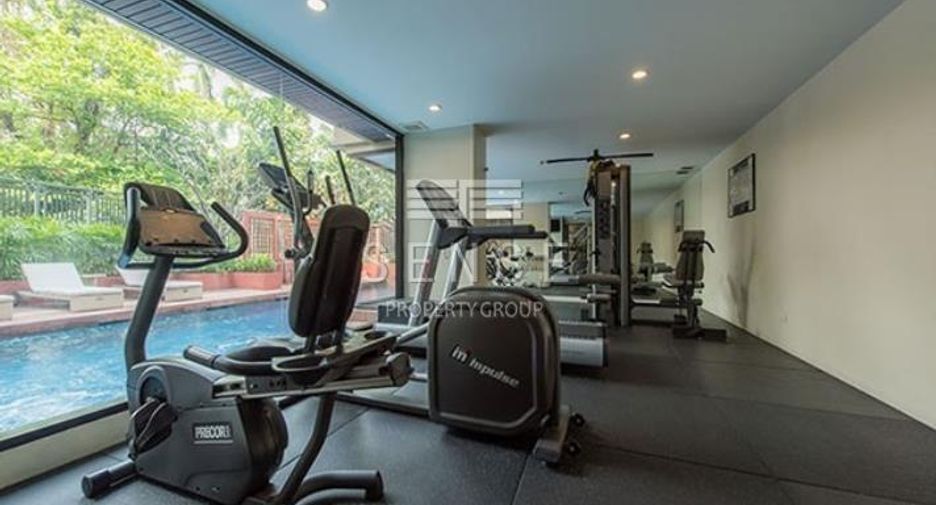For sale 4 bedrooms condo in Yan Nawa, Bangkok