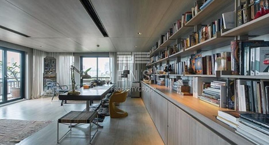 For sale 4 bedrooms condo in Yan Nawa, Bangkok