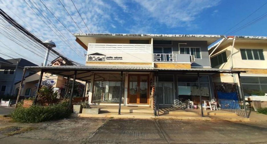 Local comercial en venta de 2 habitaciones en Hang Dong, Chiang Mai