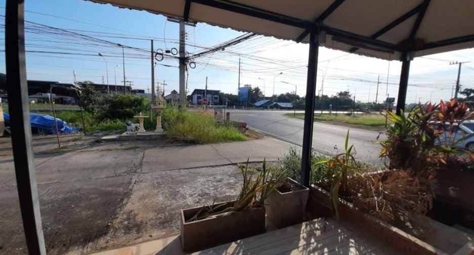 Local comercial en venta de 2 habitaciones en Hang Dong, Chiang Mai