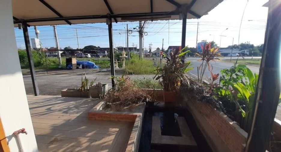 Local comercial en venta de 2 habitaciones en Hang Dong, Chiang Mai