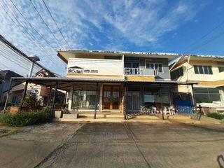 出售 2 卧室 商业空间 在 Hang Dong, Chiang Mai