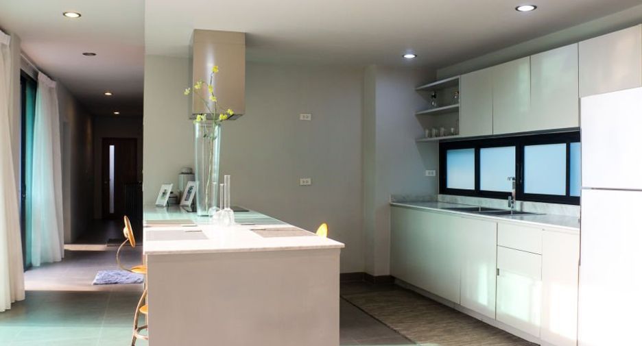 For rent 3 bedrooms villa in Thalang, Phuket