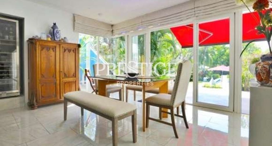 Casa en venta y en alquiler de 9 habitaciones en Bang Lamung, Chonburi