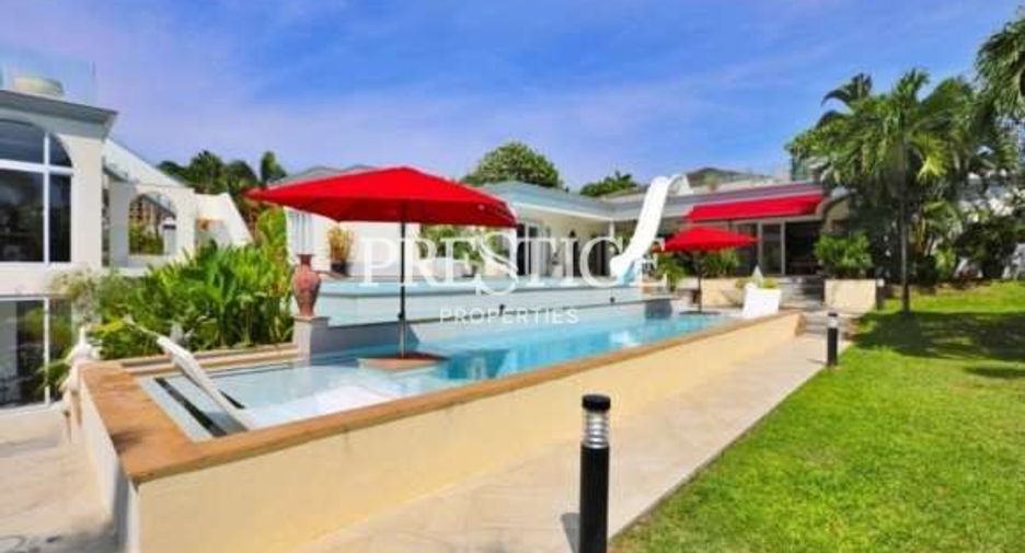 Casa en venta y en alquiler de 9 habitaciones en Bang Lamung, Chonburi