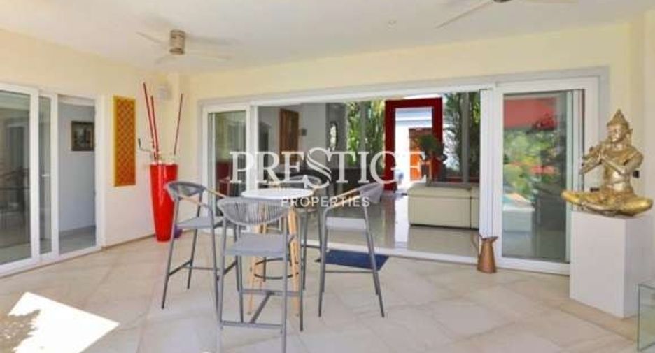 Casa en venta y en alquiler de 9 habitaciones en Bang Lamung, Chonburi