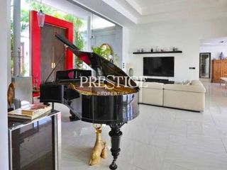 À vendre et à louer 9 chambres maison à Bang Lamung, Chonburi