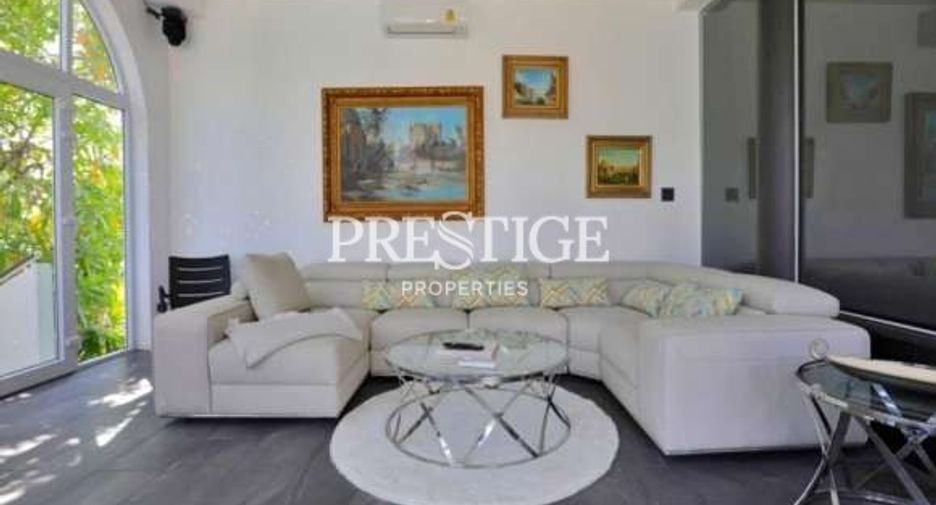 Casa en venta y en alquiler de 9 habitaciones en Bang Lamung, Chonburi