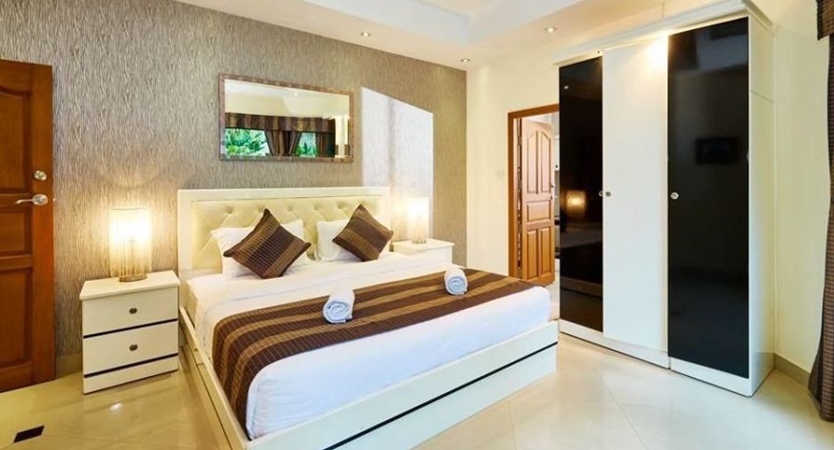 À louer 4 chambres maison à Bang Lamung, Chonburi