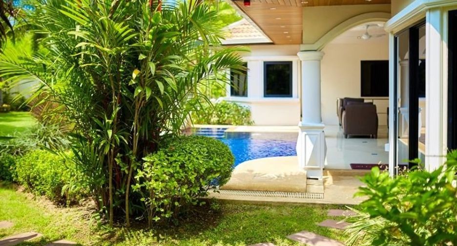 À louer 4 chambres maison à Bang Lamung, Chonburi