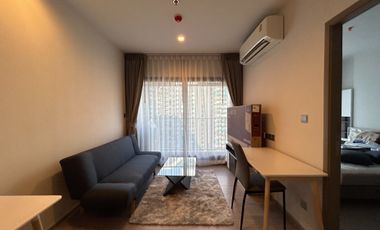For rent 1 bed condo in Huai Khwang, Bangkok