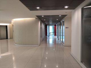 For sale office in Yan Nawa, Bangkok
