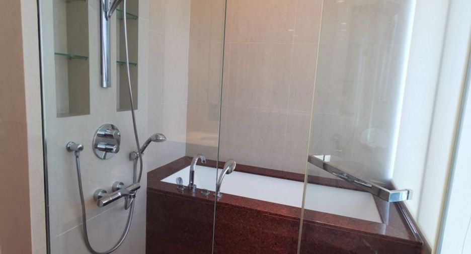 Wohnung zur Miete mit 3 Zimmer in Pathum Wan, Bangkok