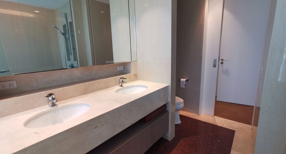 Wohnung zur Miete mit 3 Zimmer in Pathum Wan, Bangkok