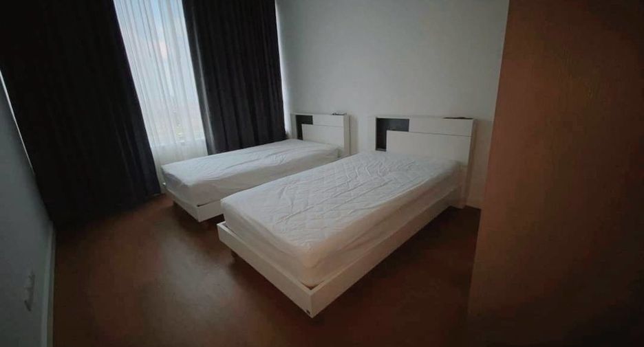 Wohnung zur Miete mit 3 Zimmer in Pathum Wan, Bangkok