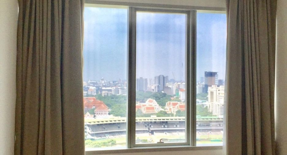 Wohnung zur Miete mit 3 Zimmer in Pathum Wan, Bangkok
