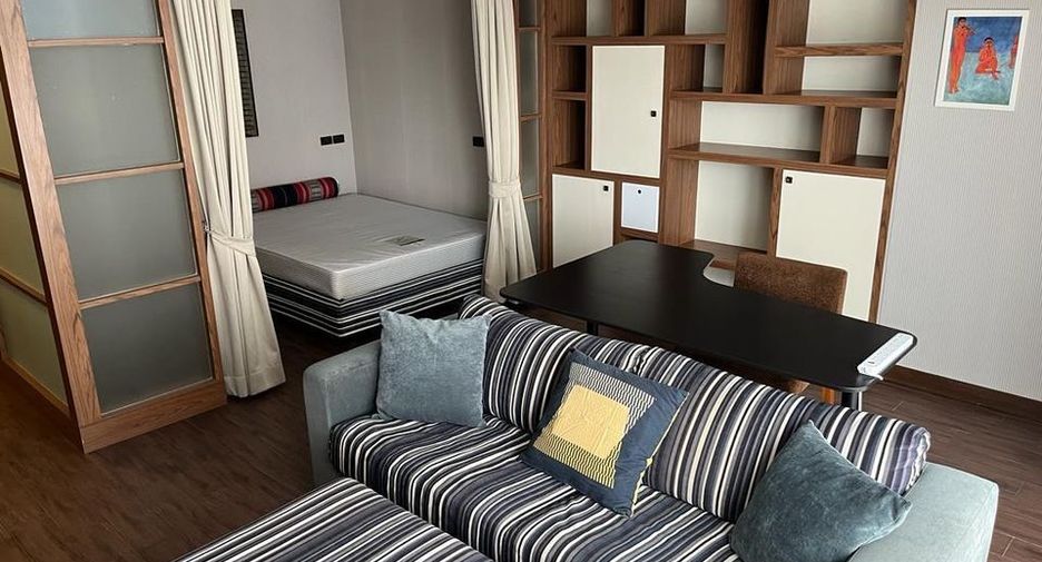 For rent 1 bed condo in Watthana, Bangkok