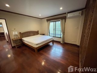 For rent 3 Beds villa in Khlong San, Bangkok