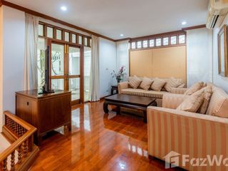 For rent 4 Beds house in Dusit, Bangkok