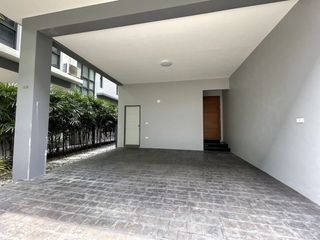 For rent 4 ベッドルーム house in Phra Nakhon, Bangkok