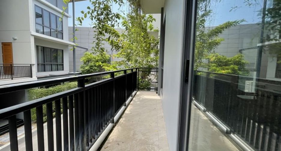 For rent 4 ベッドルーム house in Phra Nakhon, Bangkok