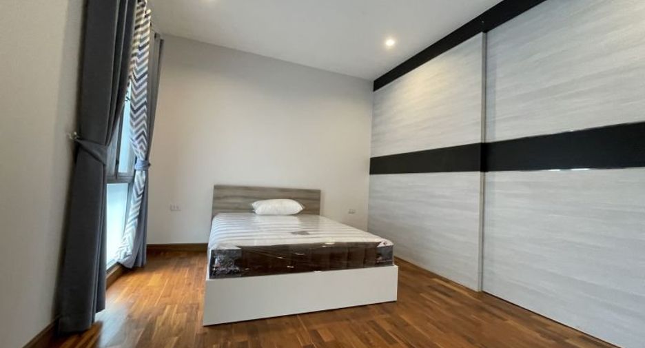 For rent 4 ベッドルーム house in Phra Nakhon, Bangkok