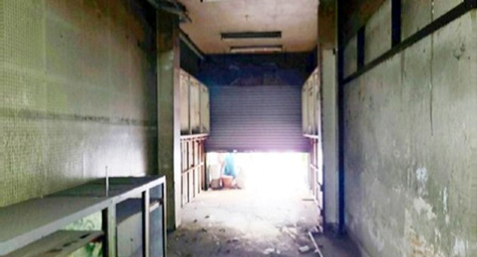 For sale 7 bedrooms retail Space in Samphanthawong, Bangkok