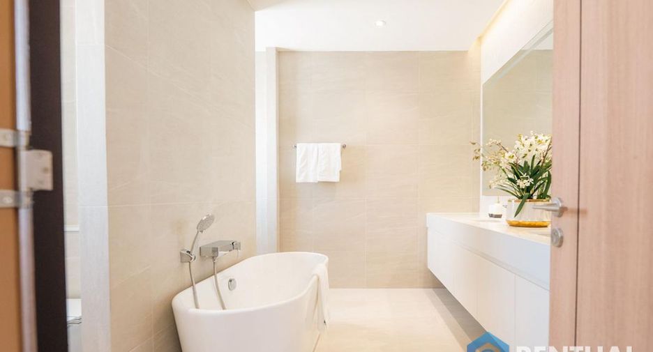 For sale 4 bedrooms house in Bang Lamung, Chonburi