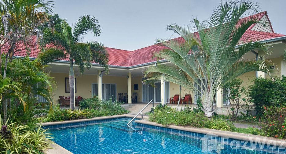 For sale 5 Beds villa in Huay Yai, Pattaya