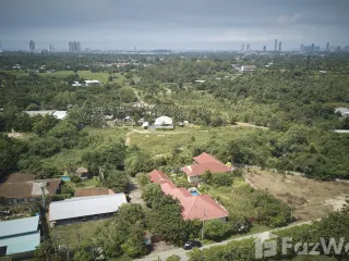 For sale 5 bed villa in Bang Lamung, Chonburi