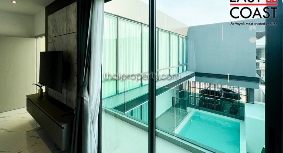 Casa en venta de 5 habitaciones en Bang Lamung, Chonburi