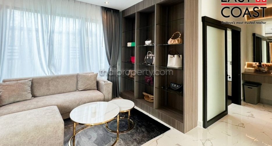 Casa en venta de 5 habitaciones en Bang Lamung, Chonburi