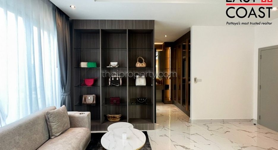 Casa en venta de 5 habitaciones en Bang Lamung, Chonburi