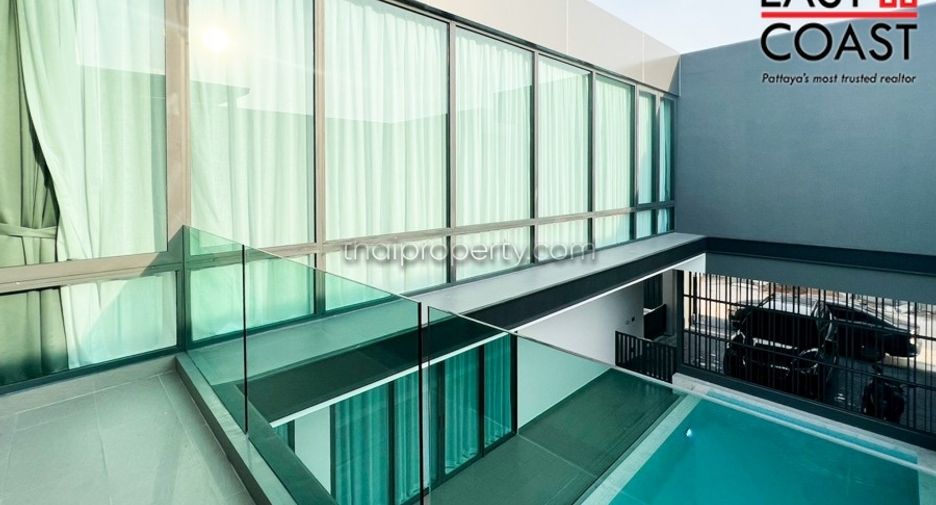 Casa en venta de 5 habitaciones en Bang Lamung, Chonburi