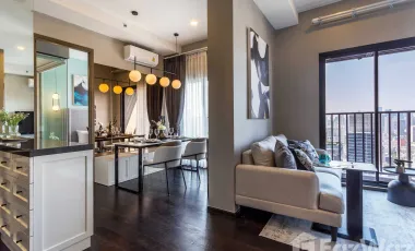 For rent 3 bed condo in Watthana, Bangkok