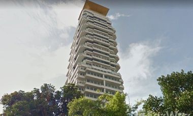 For rent 2 bed condo in Watthana, Bangkok