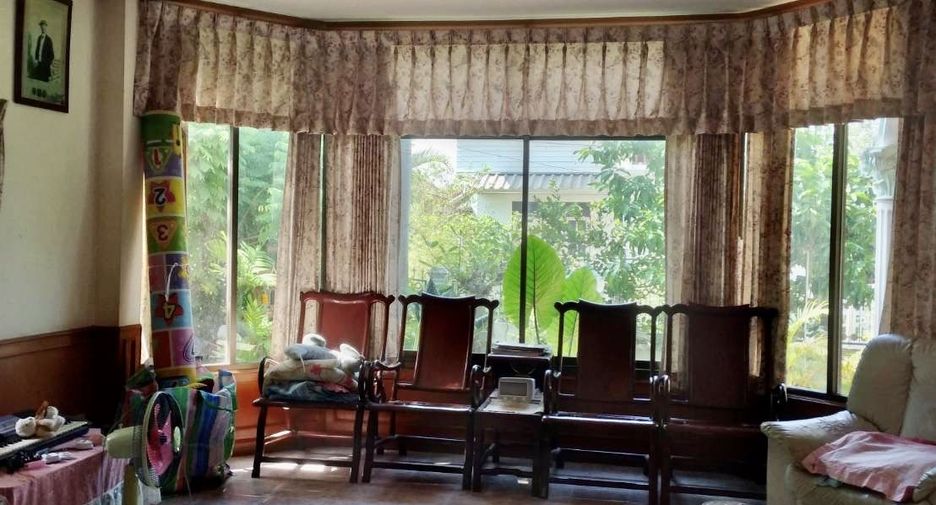 For sale 4 bed house in Mueang Surin, Surin