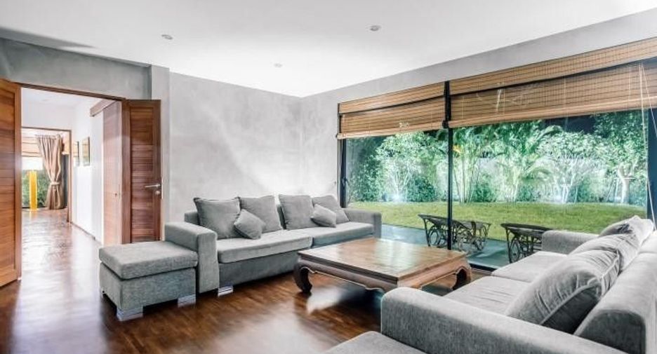 For sale 6 bed villa in Saraphi, Chiang Mai