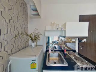 For sale スタジオ condo in Huai Khwang, Bangkok