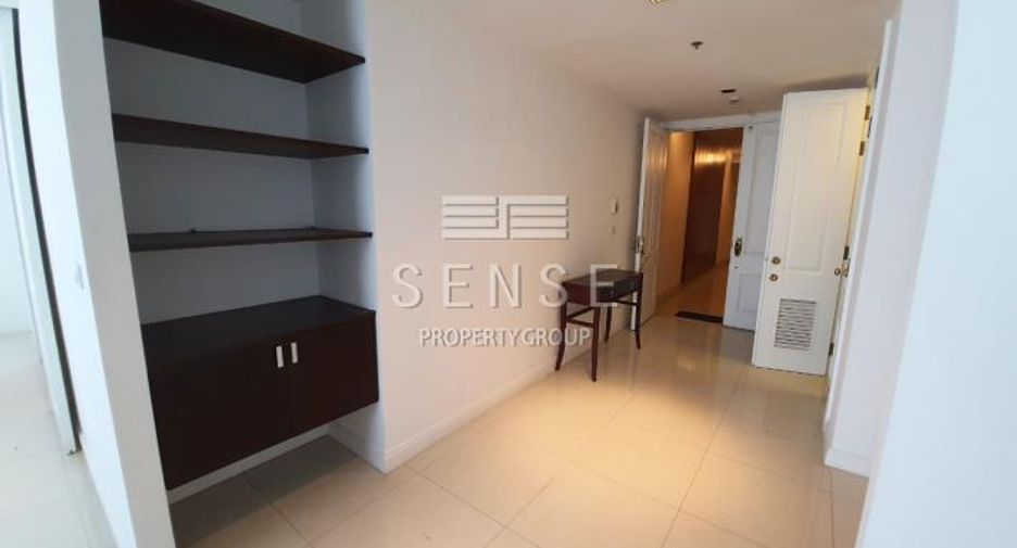 Wohnung zur Miete mit 3 Zimmer in Pathum Wan, Bangkok