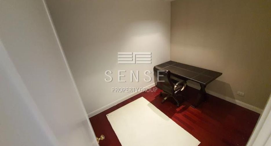Wohnung zur Miete mit 3 Zimmer in Pathum Wan, Bangkok