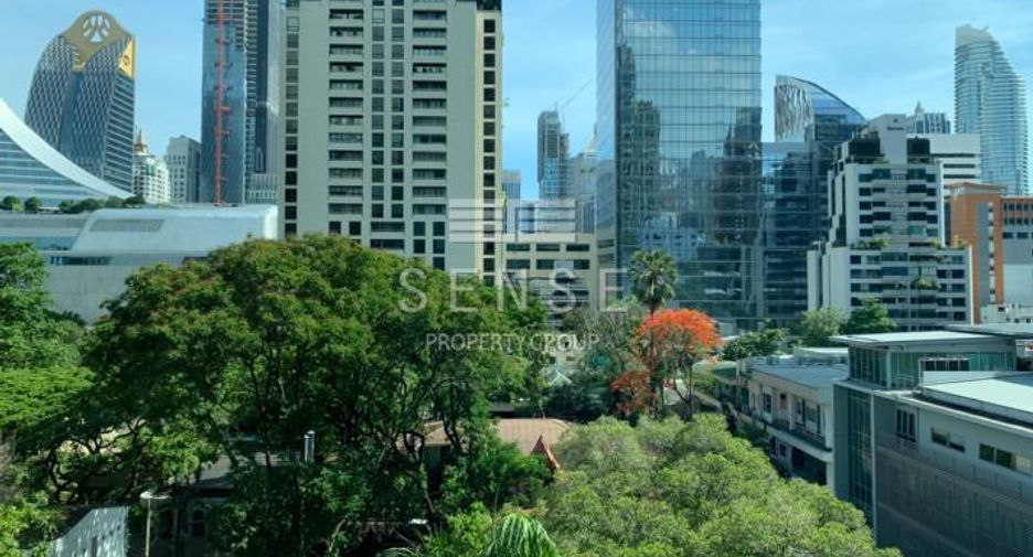 For rent 4 bedrooms condo in Pathum Wan, Bangkok